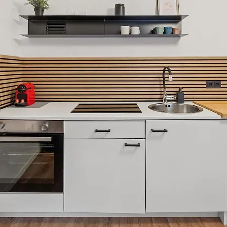 아파트 Altbau Traum # Nah An Duesseldorf& Koeln # 50 Qm # *